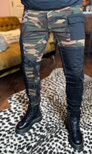 Load image into Gallery viewer, Camo Strapped Cargo Jeans