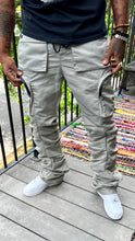 Load image into Gallery viewer, Too Wavy Stacked Flare Pants ( XXL )
